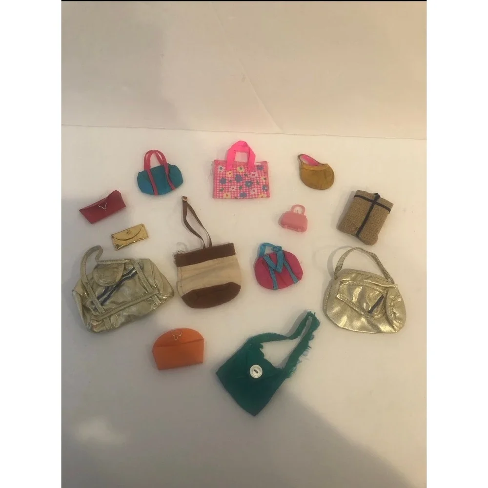 13 Vintage Barbie Doll Handbag Purses‎